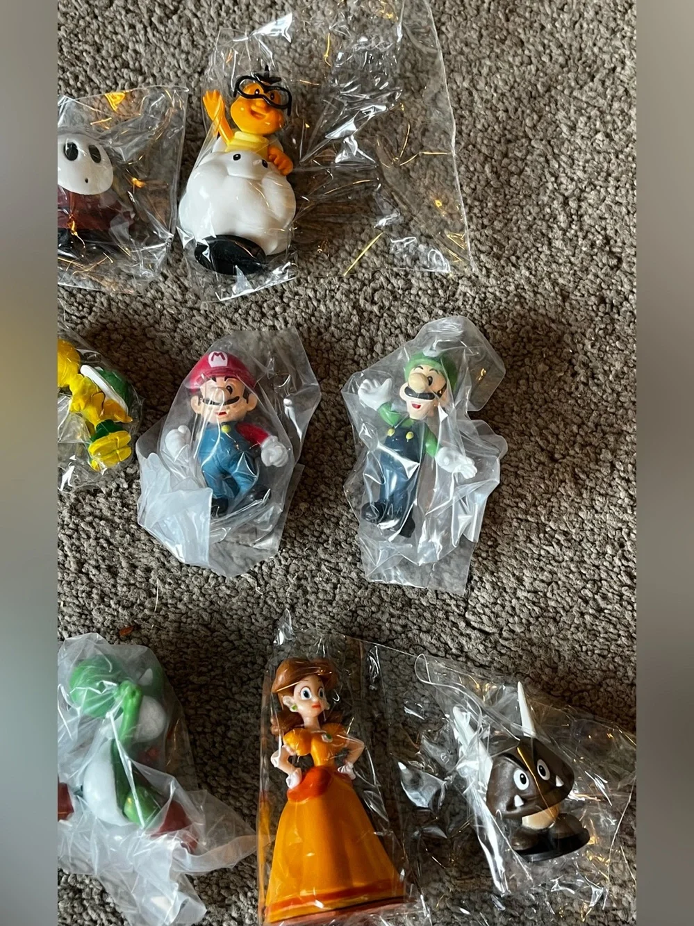 NEW Vintage 2007 Lot of 18 Nintendo Mario Kart Figure Toys